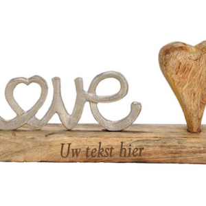 Beeld mangohout "Love" letters
